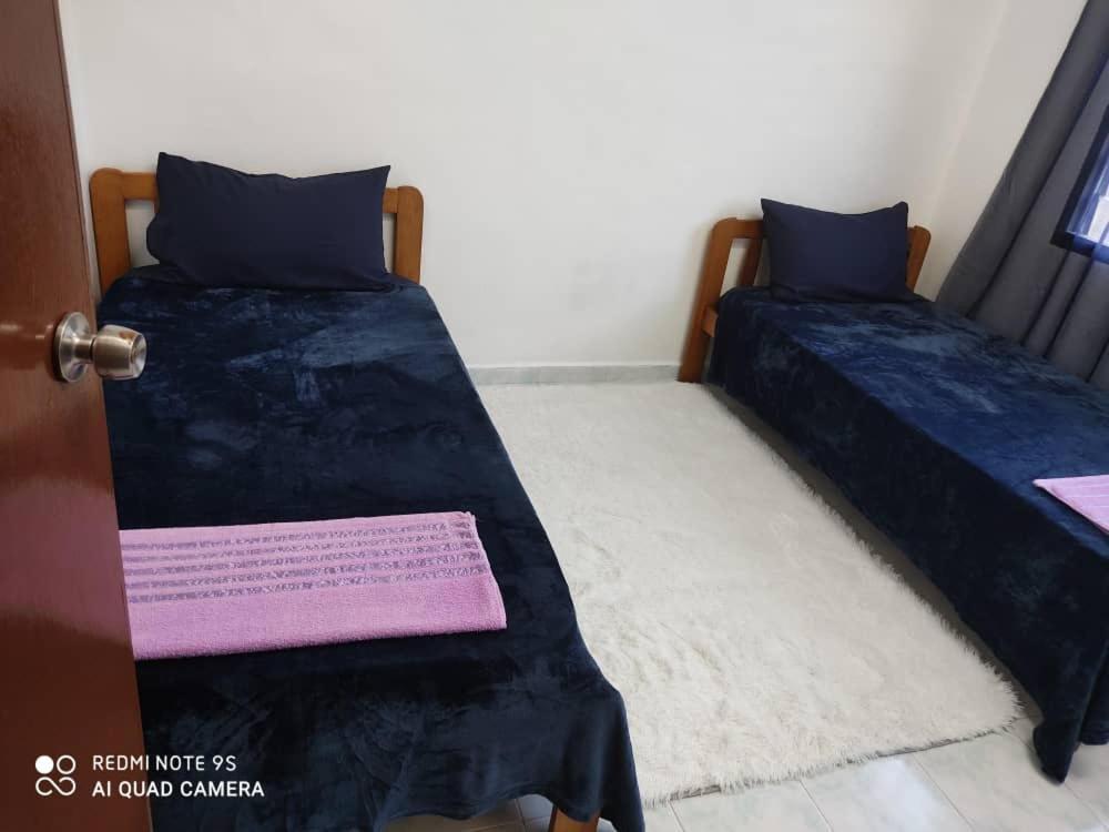 R&R Homestay Simpang Renggam Luaran gambar